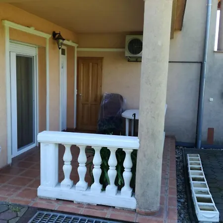 Apartament Alsohegyi By Interhome